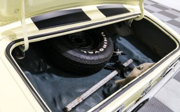Chevrolet-Camaro-1968-Coupe-19