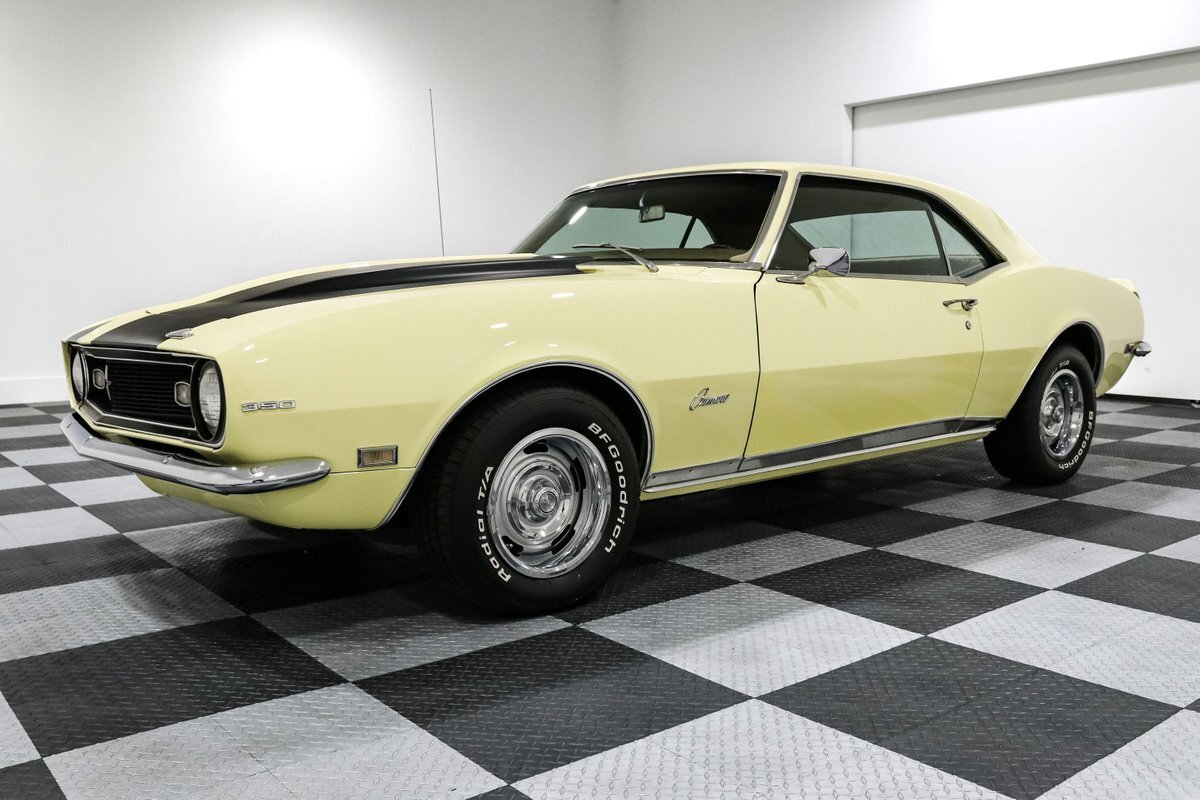 Chevrolet-Camaro-1968-Coupe-2