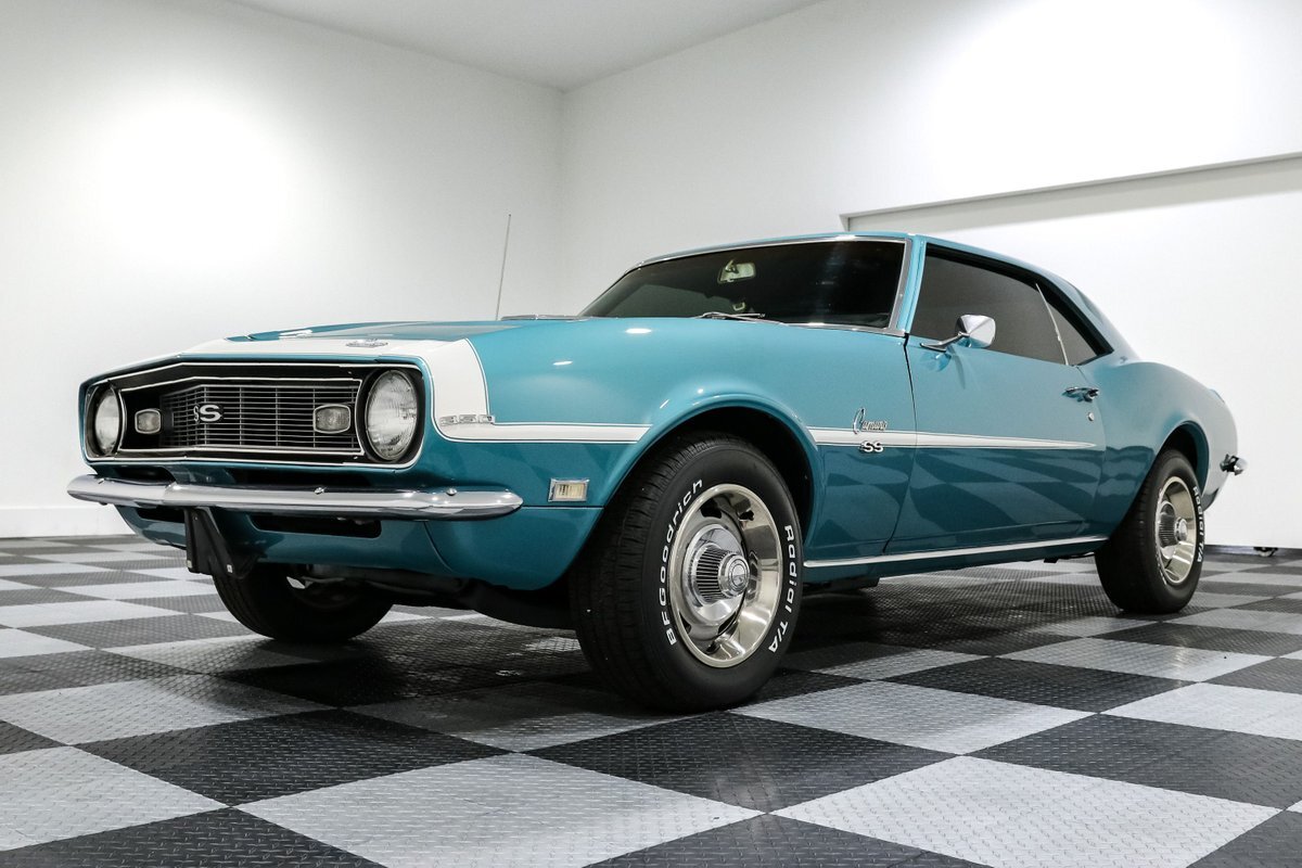Chevrolet-Camaro-1968-Coupe-2