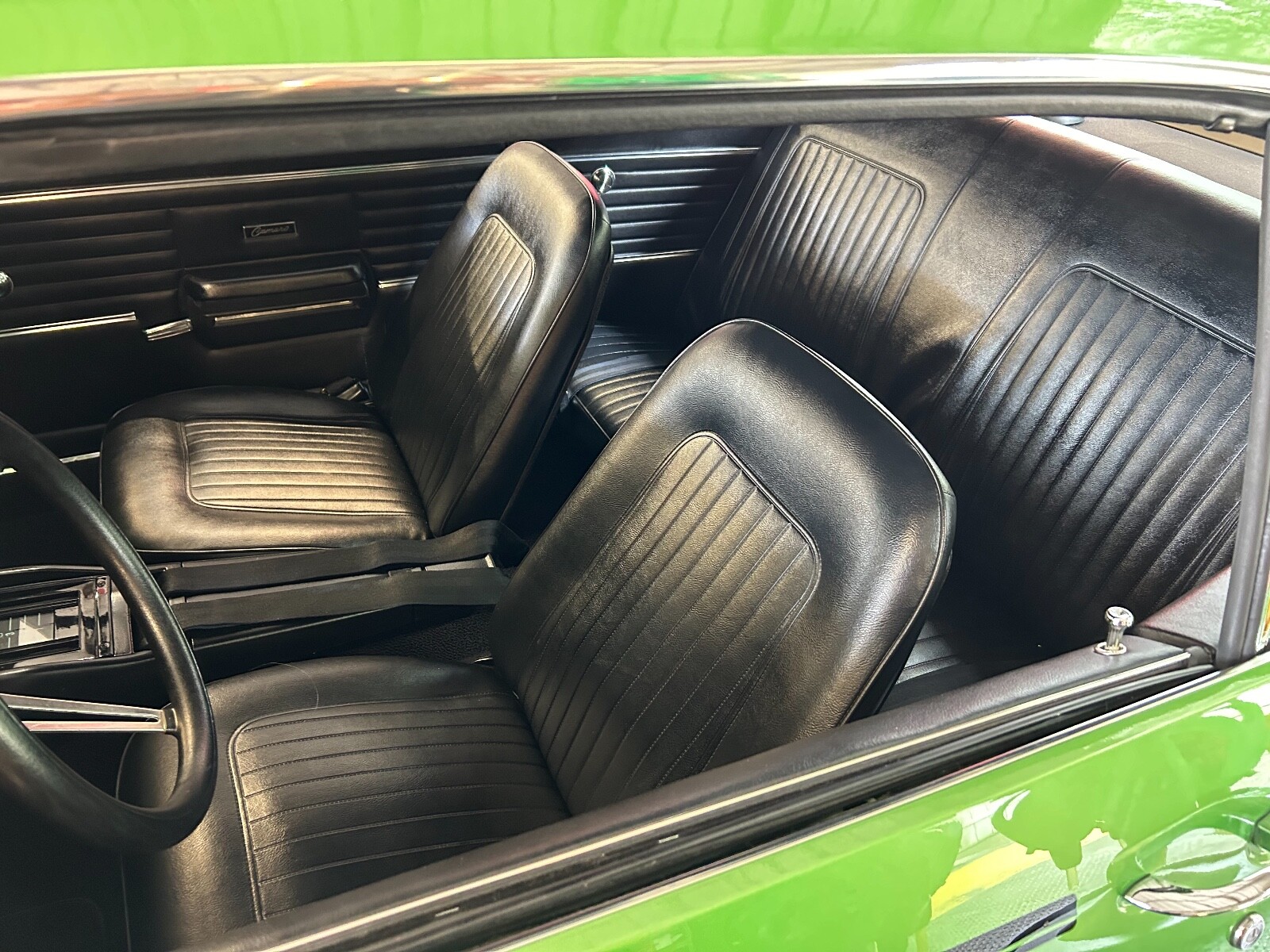 Chevrolet-Camaro-1968-Coupe-23