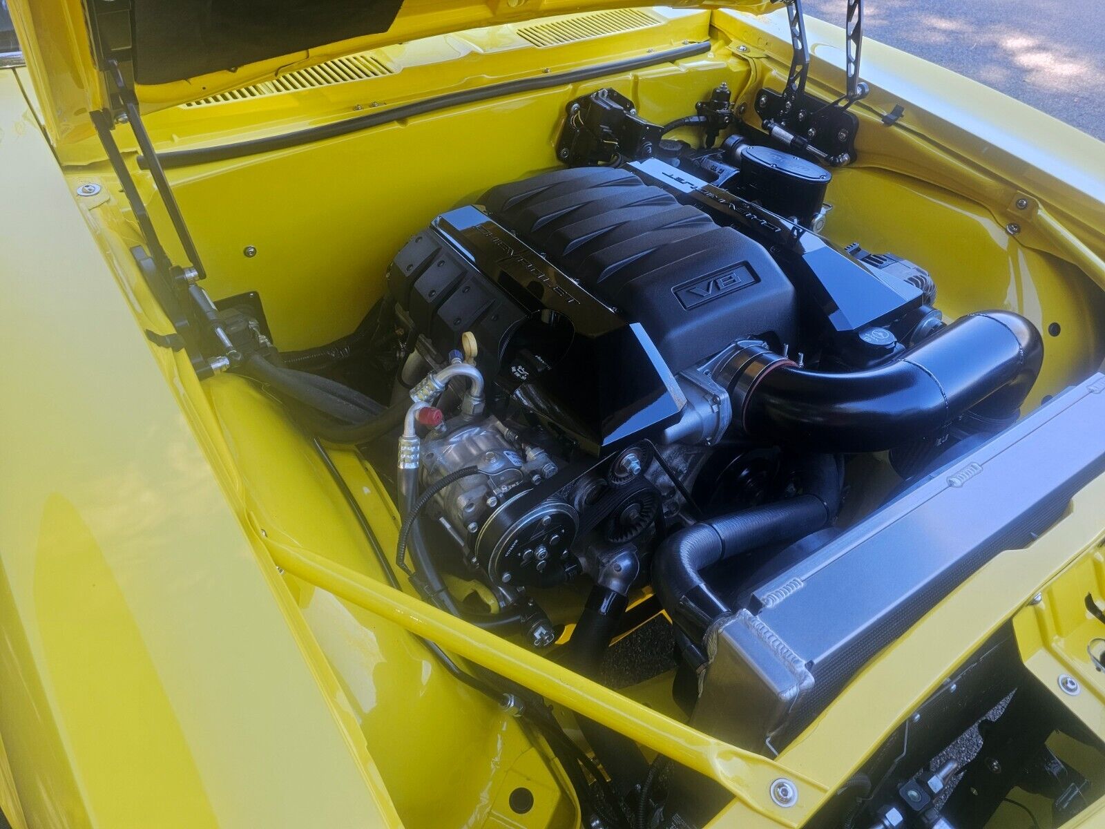 Chevrolet-Camaro-1968-Coupe-23