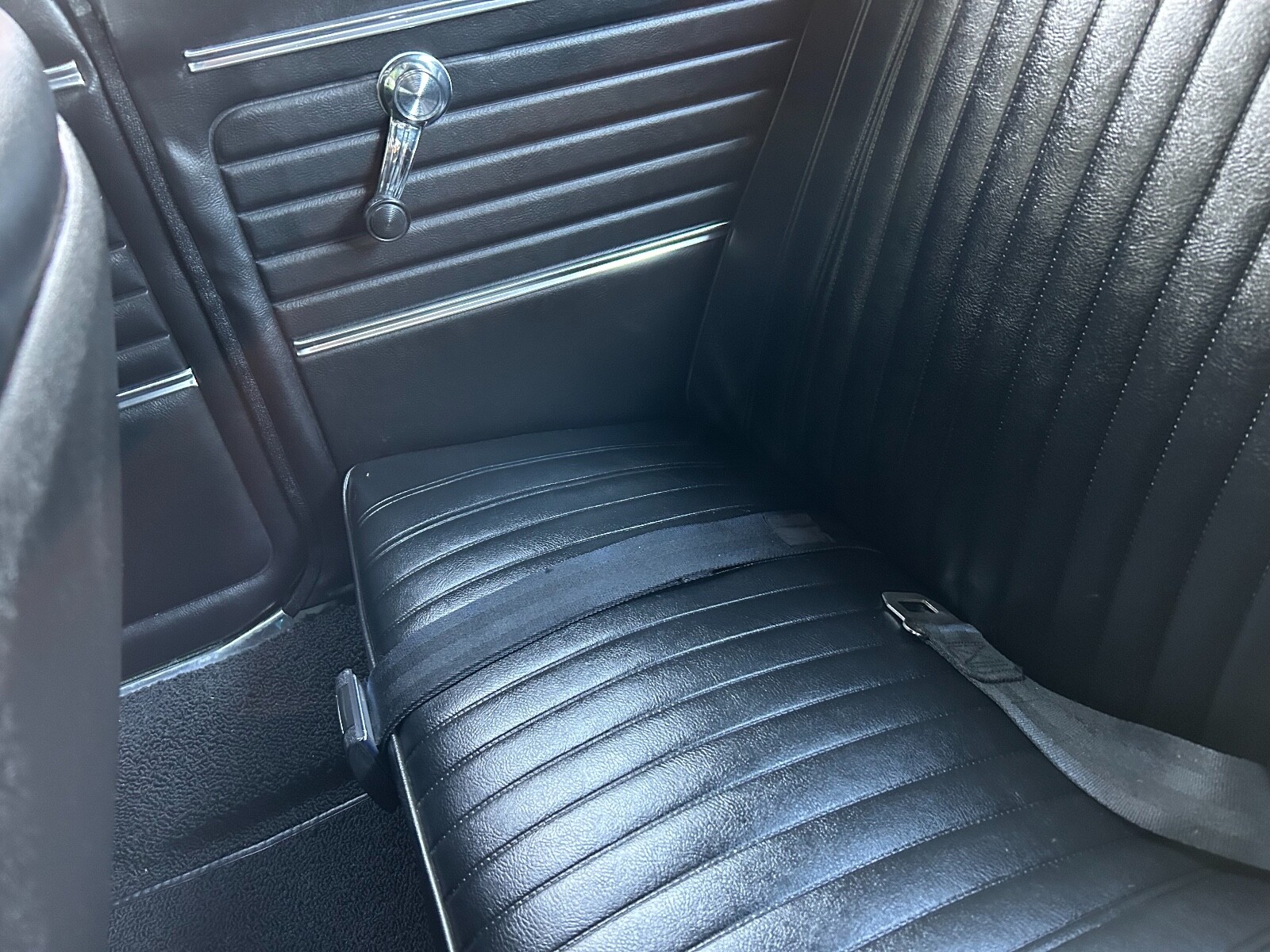 Chevrolet-Camaro-1968-Coupe-24