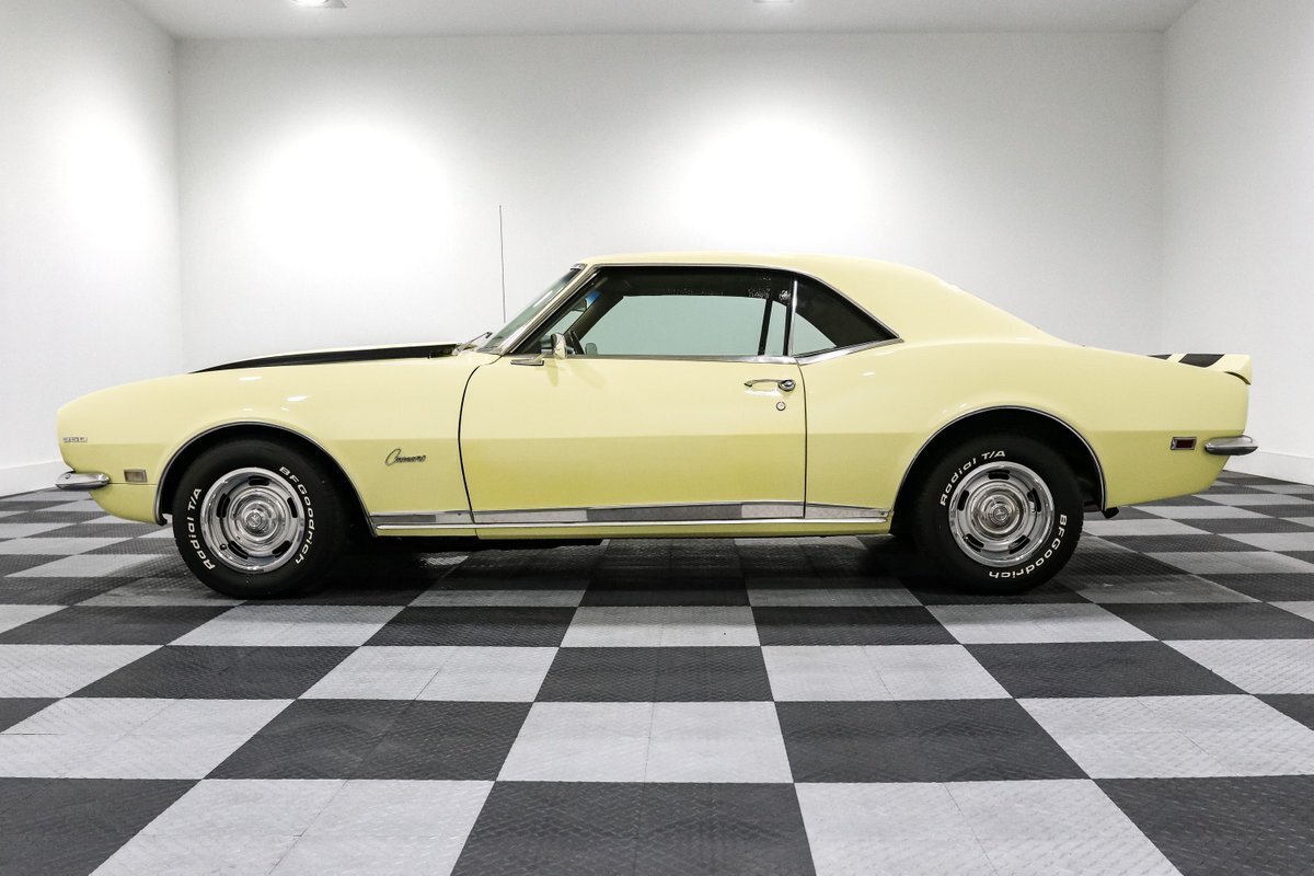 Chevrolet-Camaro-1968-Coupe-3