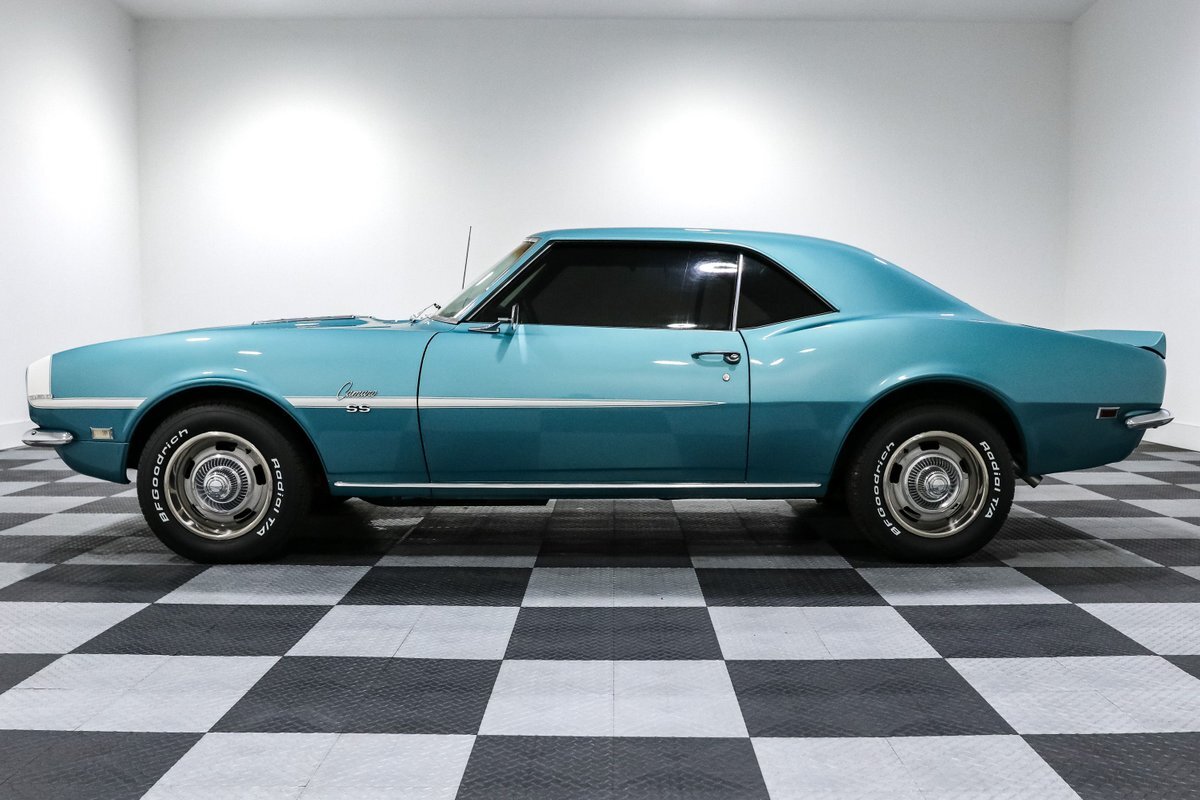 Chevrolet-Camaro-1968-Coupe-3