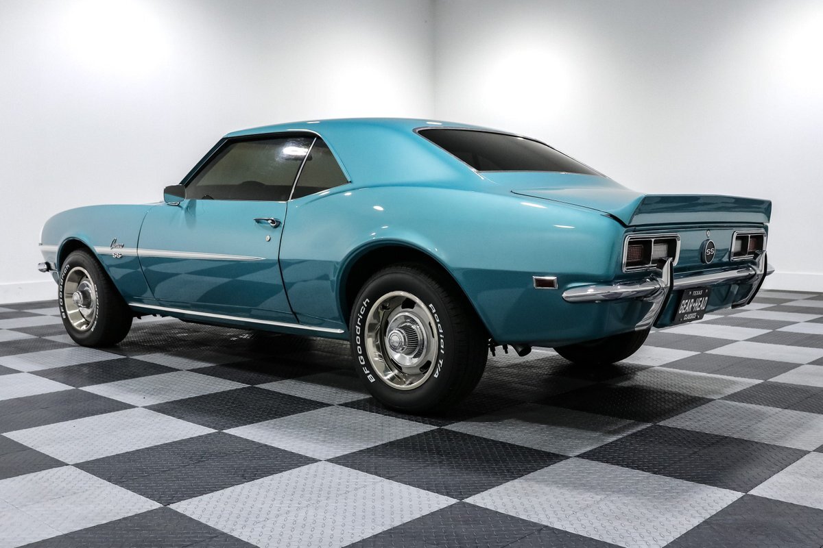 Chevrolet-Camaro-1968-Coupe-4