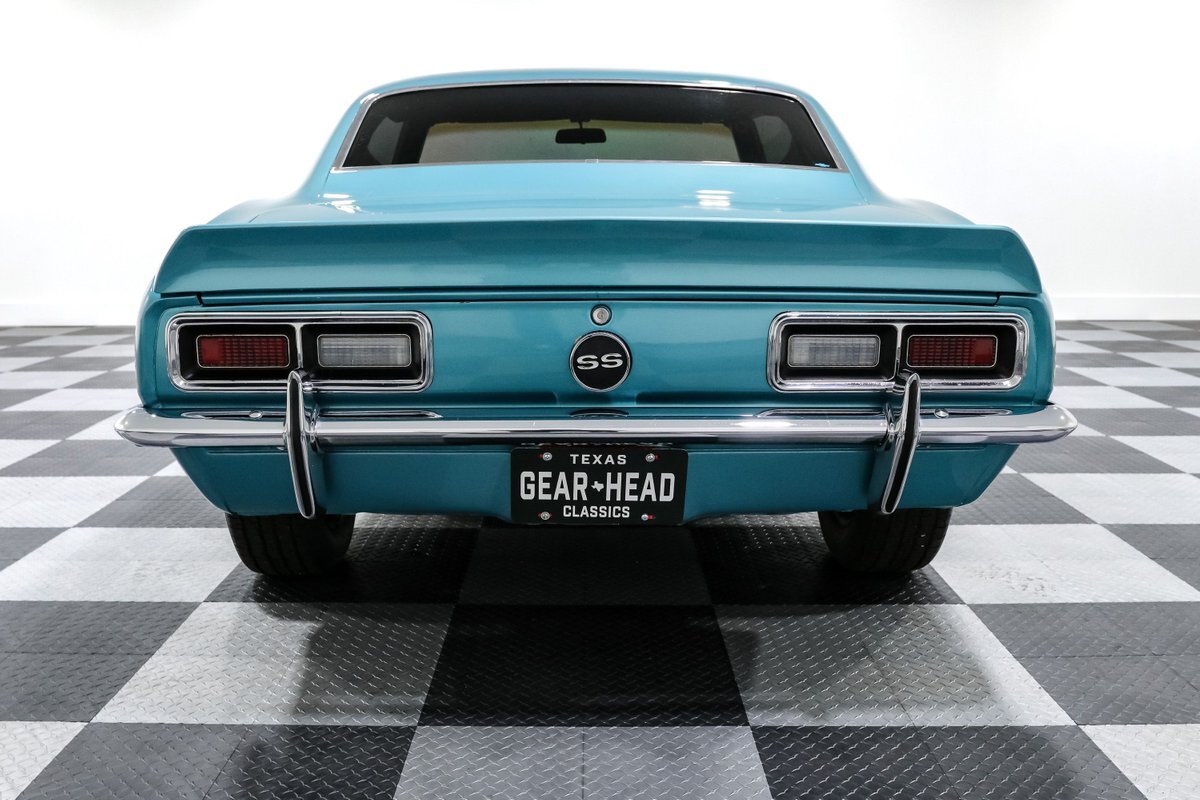 Chevrolet-Camaro-1968-Coupe-5
