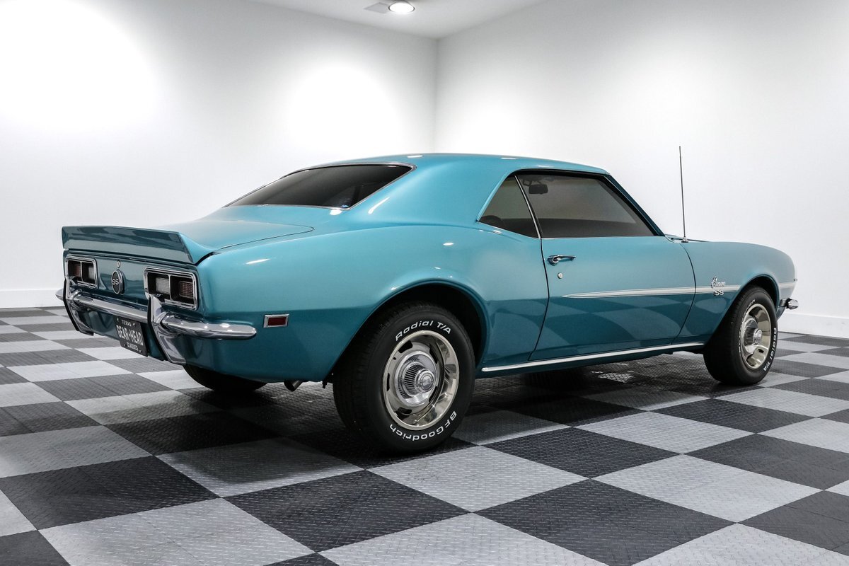 Chevrolet-Camaro-1968-Coupe-6