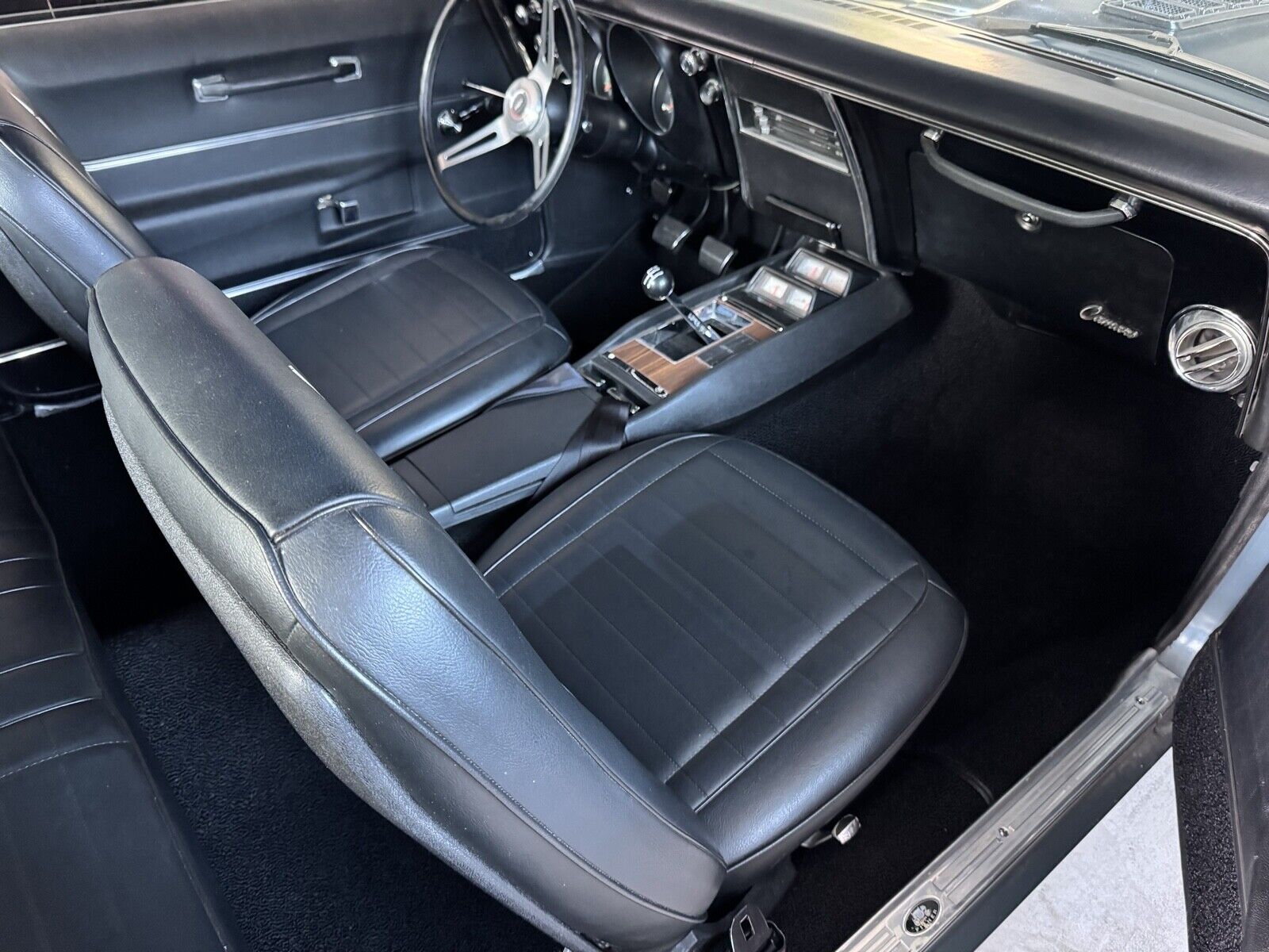 Chevrolet-Camaro-1968-Coupe-7