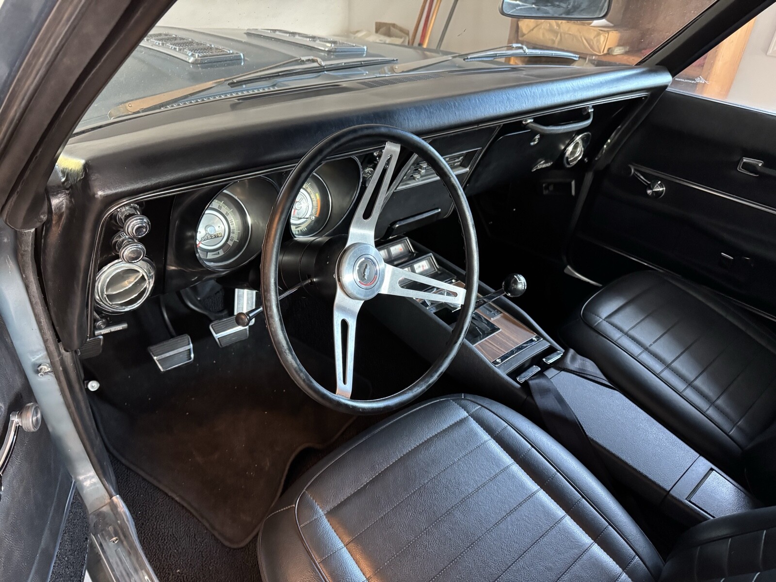 Chevrolet-Camaro-1968-Coupe-8
