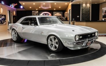 Chevrolet-Camaro-1968-Coupe-9