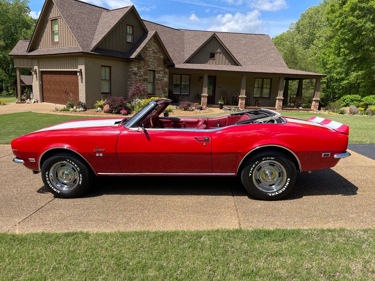Chevrolet Camaro  1968 red