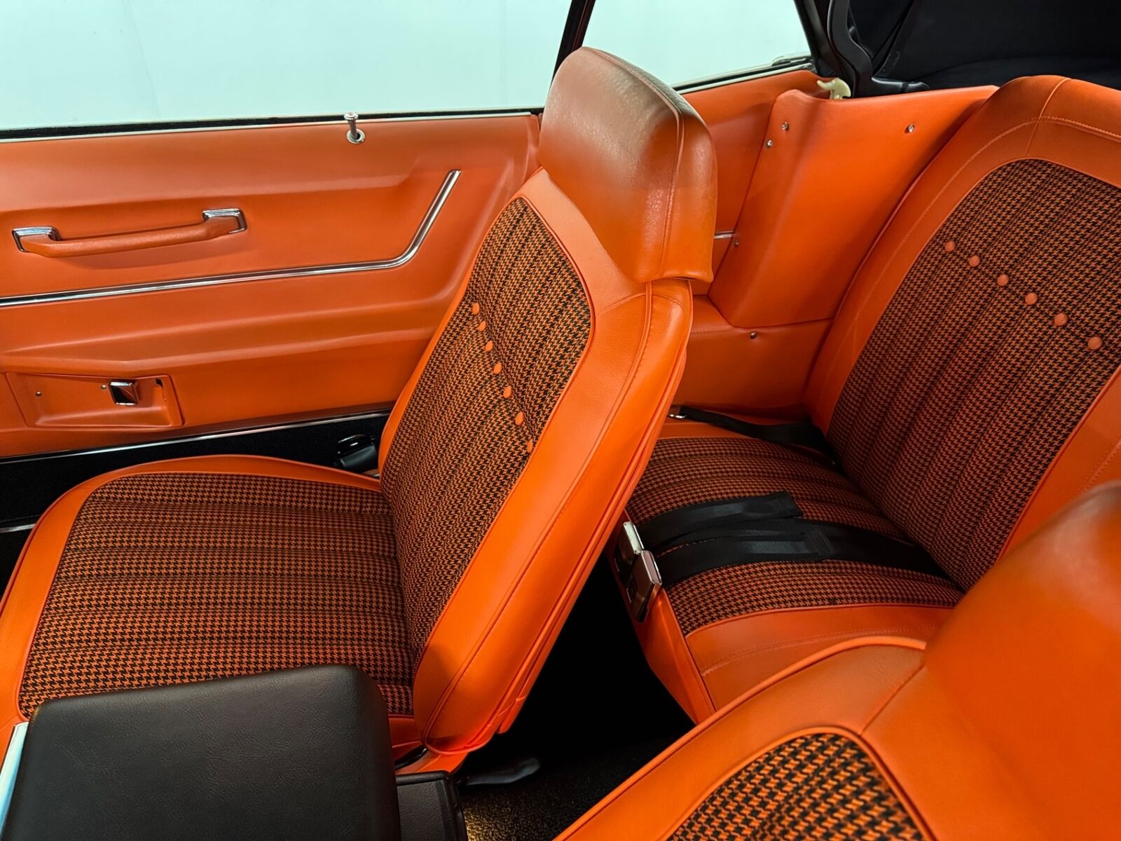 Chevrolet-Camaro-1969-24