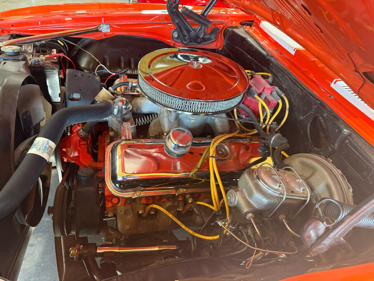 Chevrolet-Camaro-1969-American-Muscle-Car-12