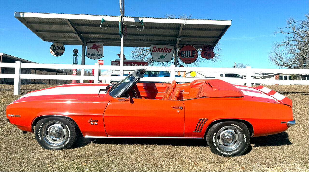 Chevrolet-Camaro-1969-American-Muscle-Car-2