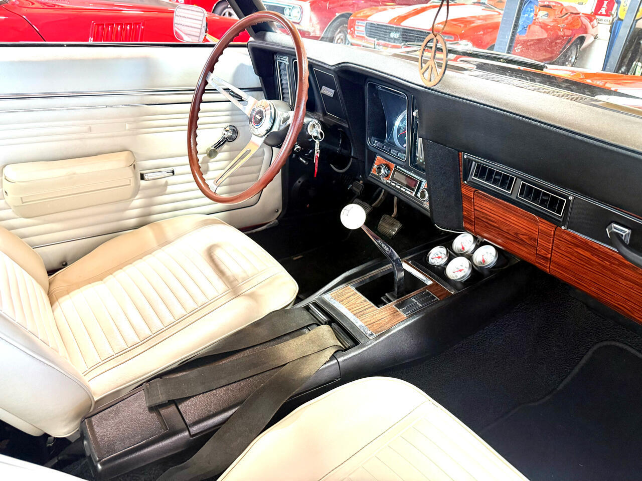 Chevrolet-Camaro-1969-American-Muscle-Car-21