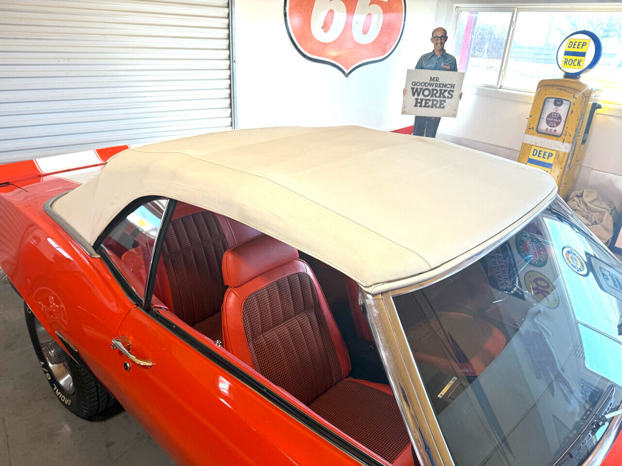 Chevrolet-Camaro-1969-American-Muscle-Car-25