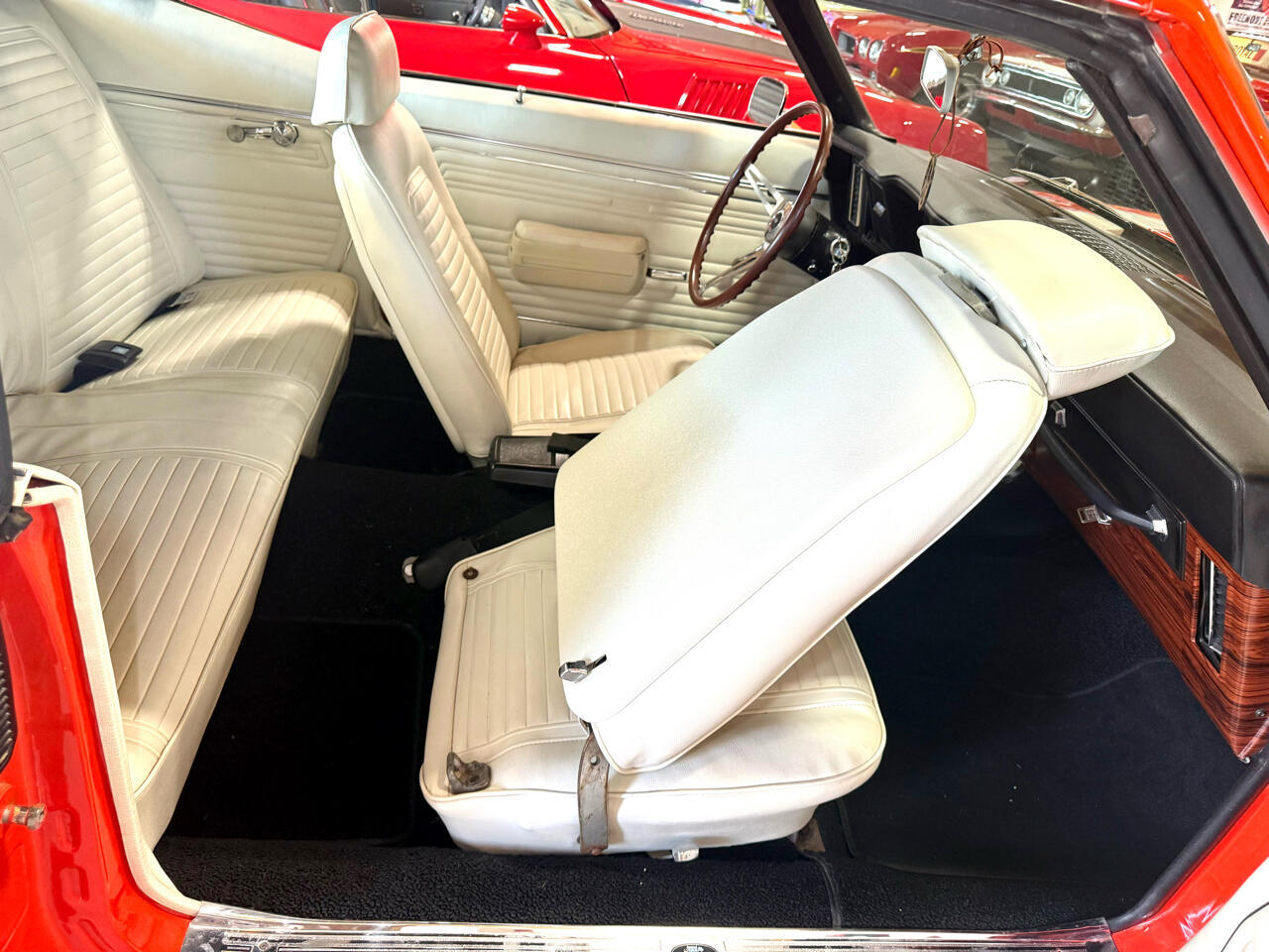 Chevrolet-Camaro-1969-American-Muscle-Car-27
