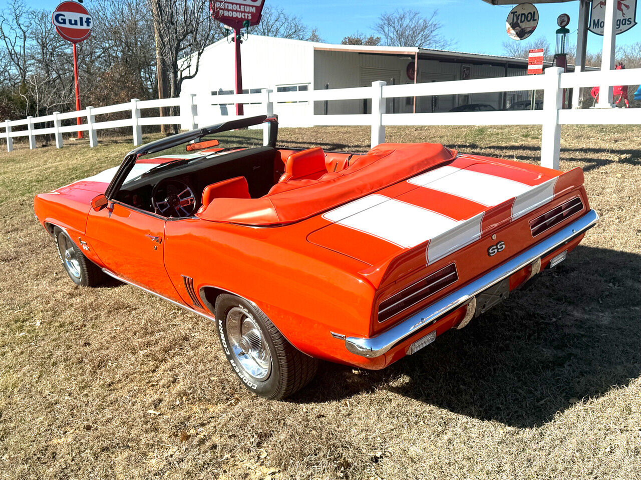 Chevrolet-Camaro-1969-American-Muscle-Car-4