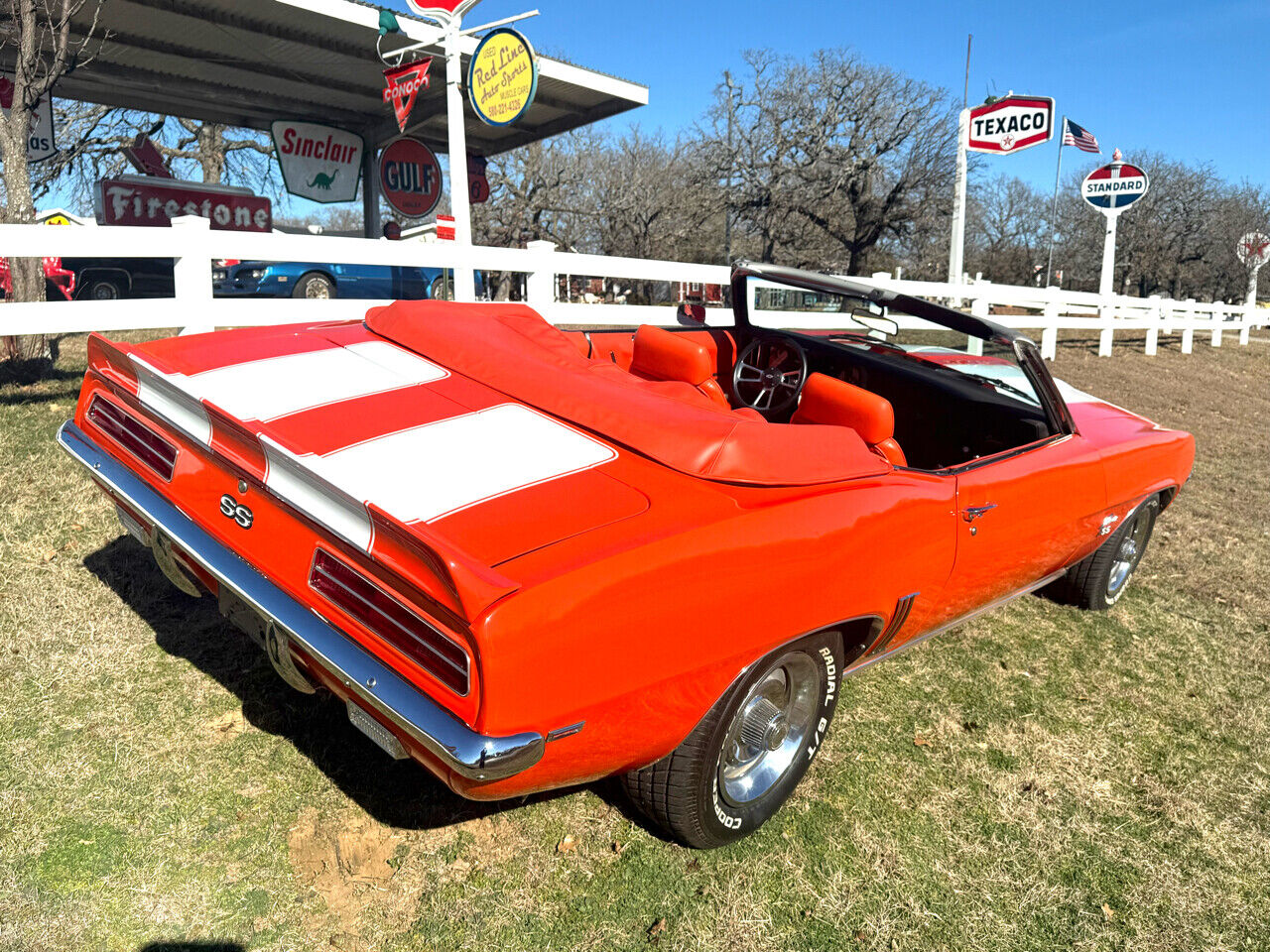 Chevrolet-Camaro-1969-American-Muscle-Car-5