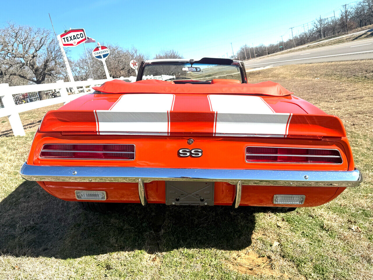 Chevrolet-Camaro-1969-American-Muscle-Car-6