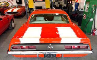 Chevrolet-Camaro-1969-American-Muscle-Car-7