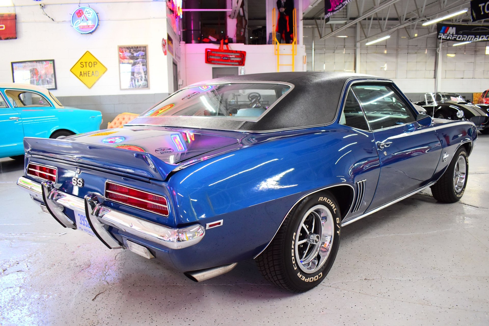 Chevrolet-Camaro-1969-Coupe-10