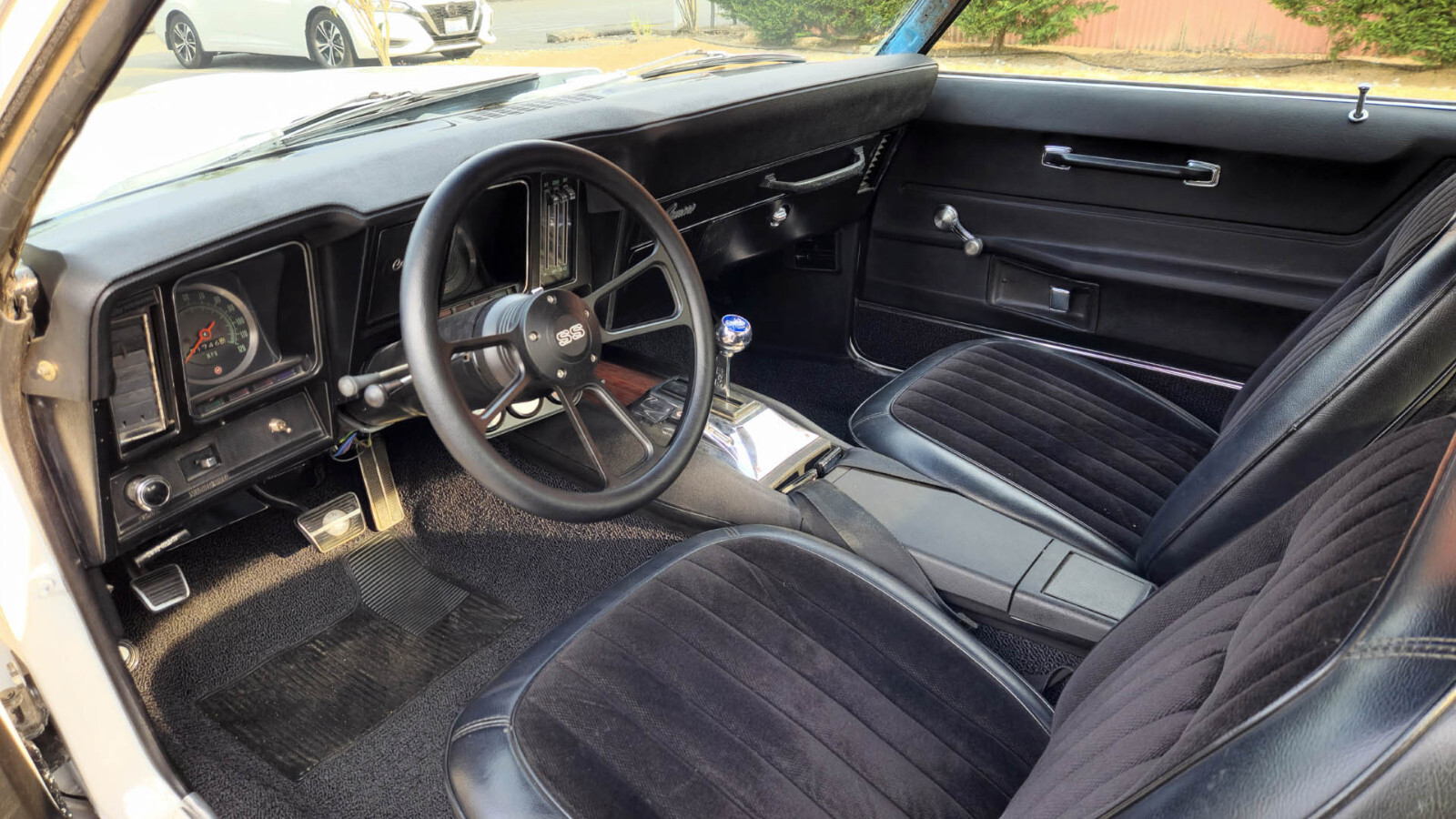 Chevrolet-Camaro-1969-Coupe-11
