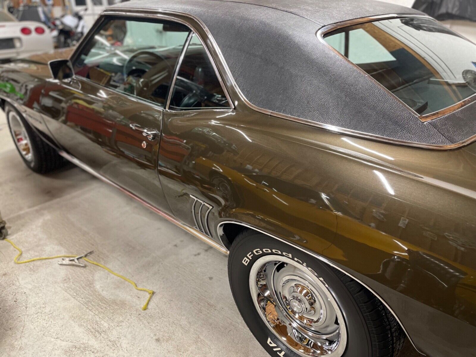 Chevrolet-Camaro-1969-Coupe-11