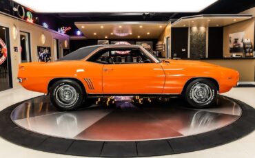 Chevrolet-Camaro-1969-Coupe-11