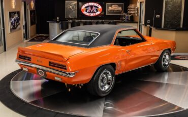 Chevrolet-Camaro-1969-Coupe-13