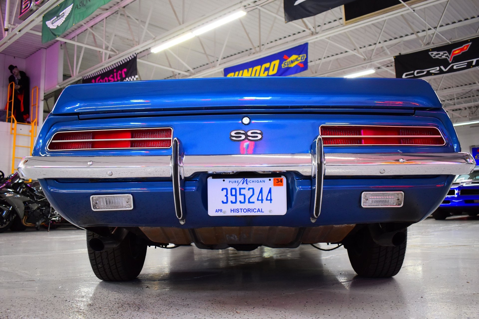Chevrolet-Camaro-1969-Coupe-15