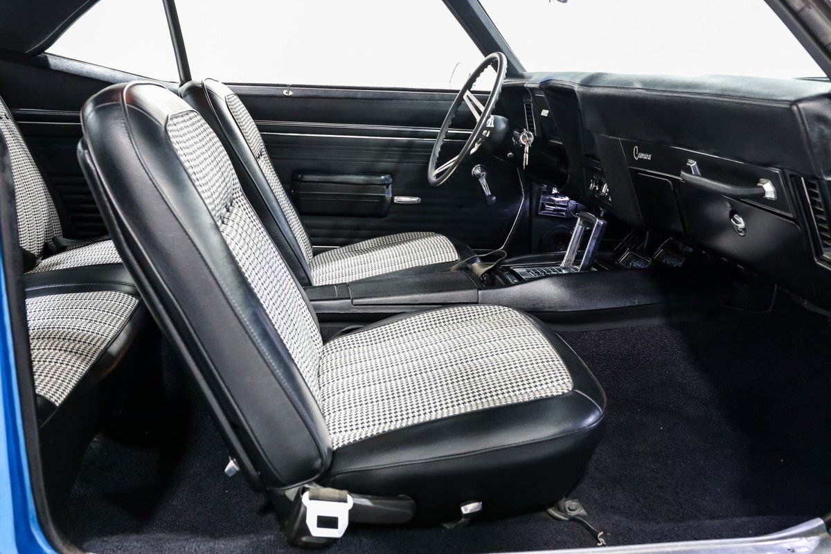 Chevrolet-Camaro-1969-Coupe-17