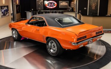 Chevrolet-Camaro-1969-Coupe-17