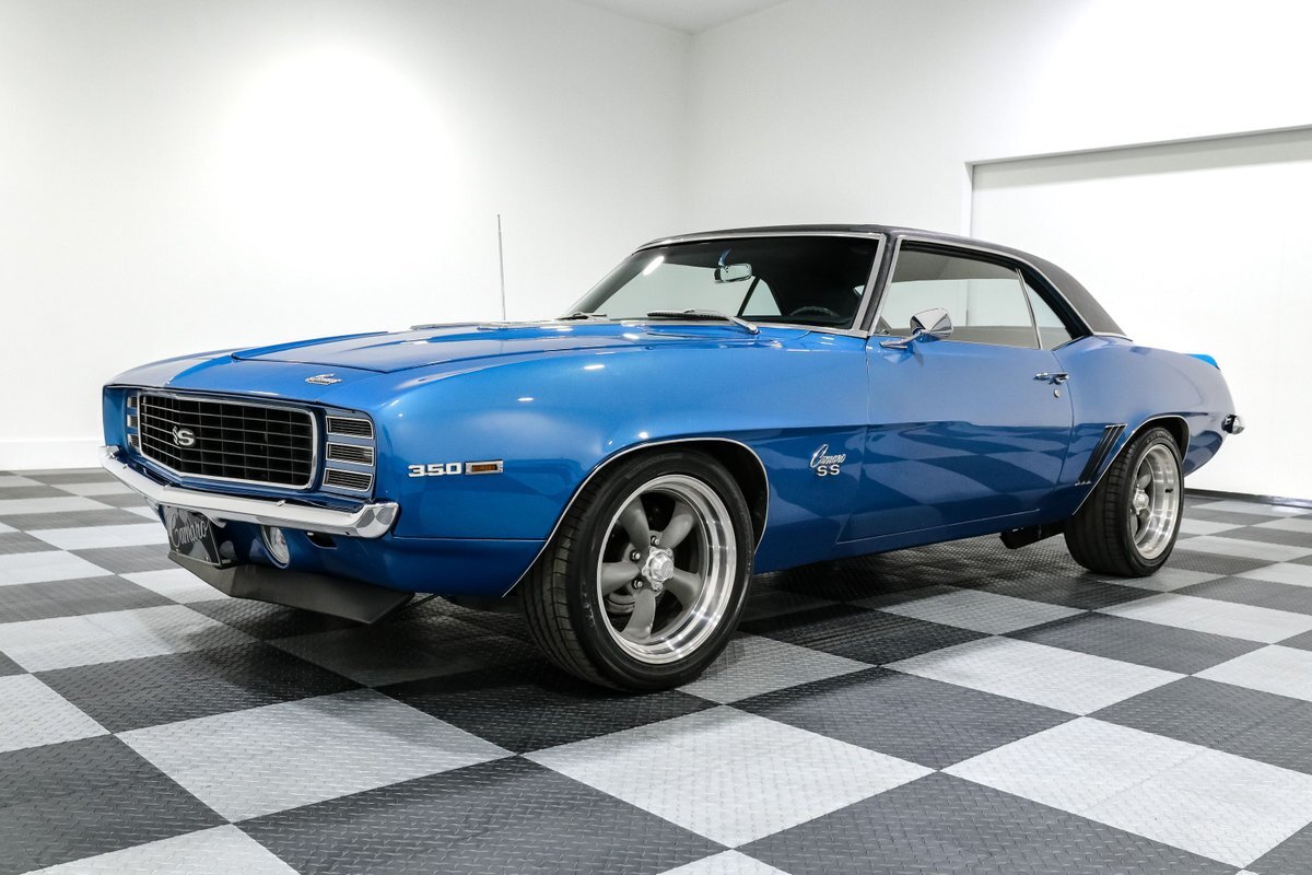 Chevrolet-Camaro-1969-Coupe-2