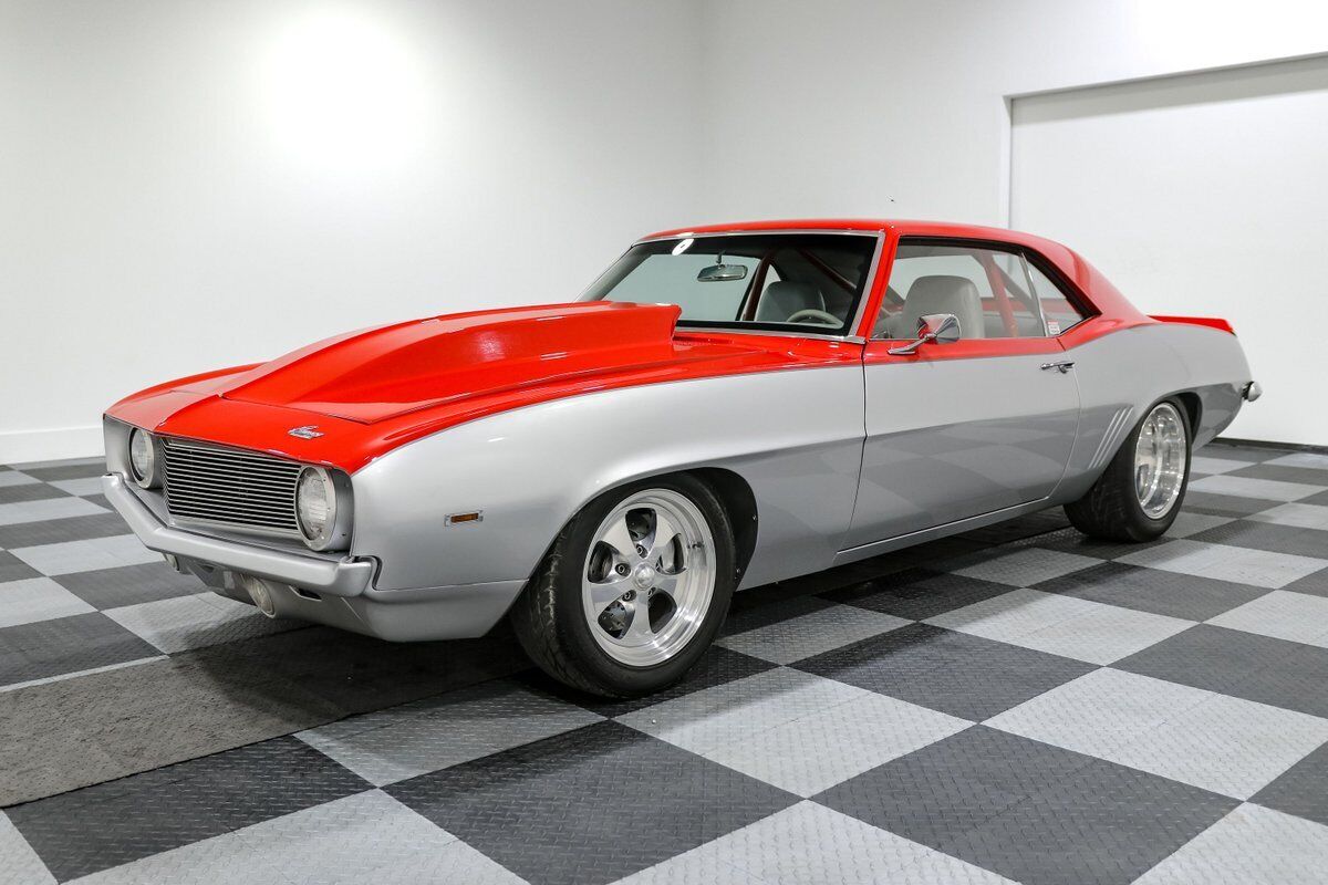 Chevrolet-Camaro-1969-Coupe-2