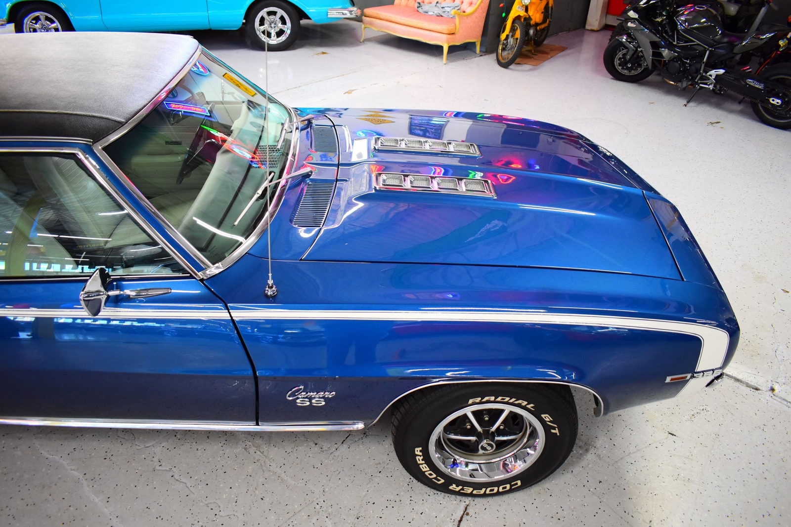 Chevrolet-Camaro-1969-Coupe-4