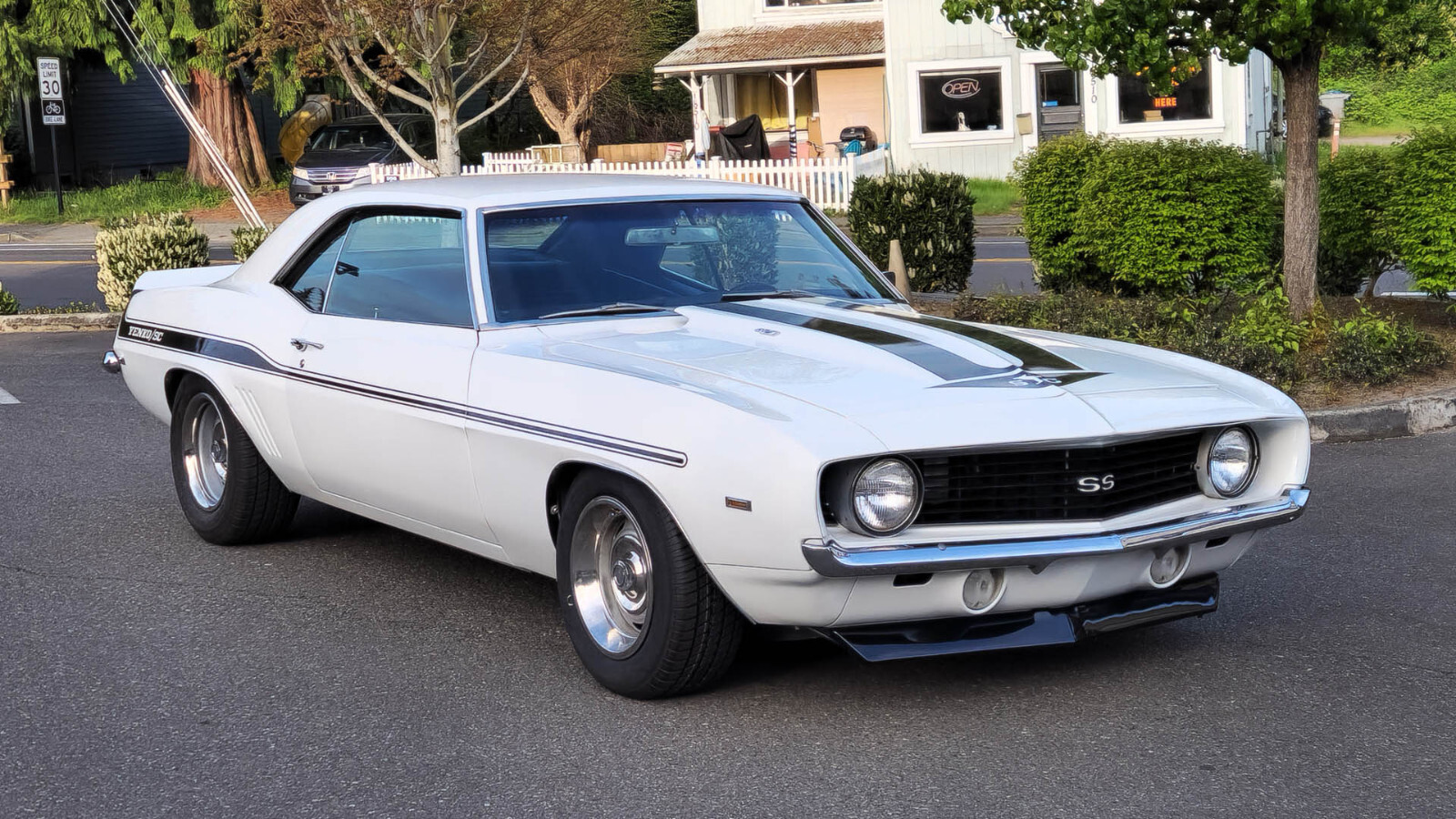 Chevrolet-Camaro-1969-Coupe-6