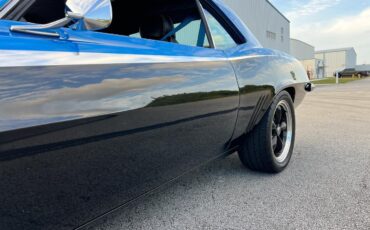 Chevrolet-Camaro-1969-coupe-9