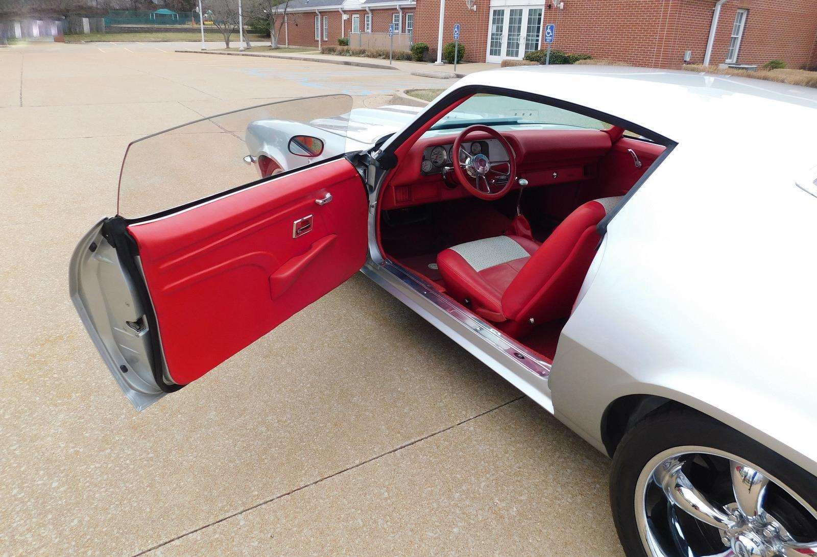 Chevrolet-Camaro-1970-coupe-19