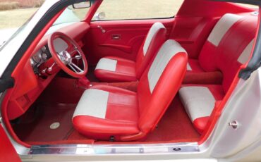 Chevrolet-Camaro-1970-coupe-9