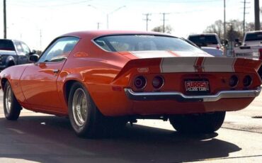 Chevrolet-Camaro-1970-orange-17
