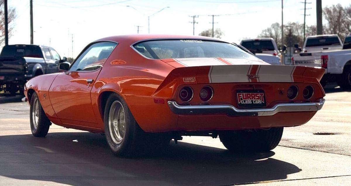 Chevrolet-Camaro-1970-orange-17