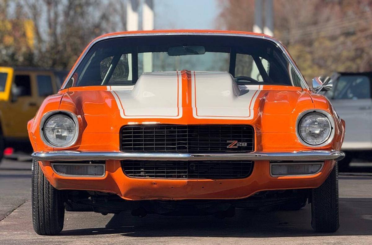 Chevrolet-Camaro-1970-orange-19