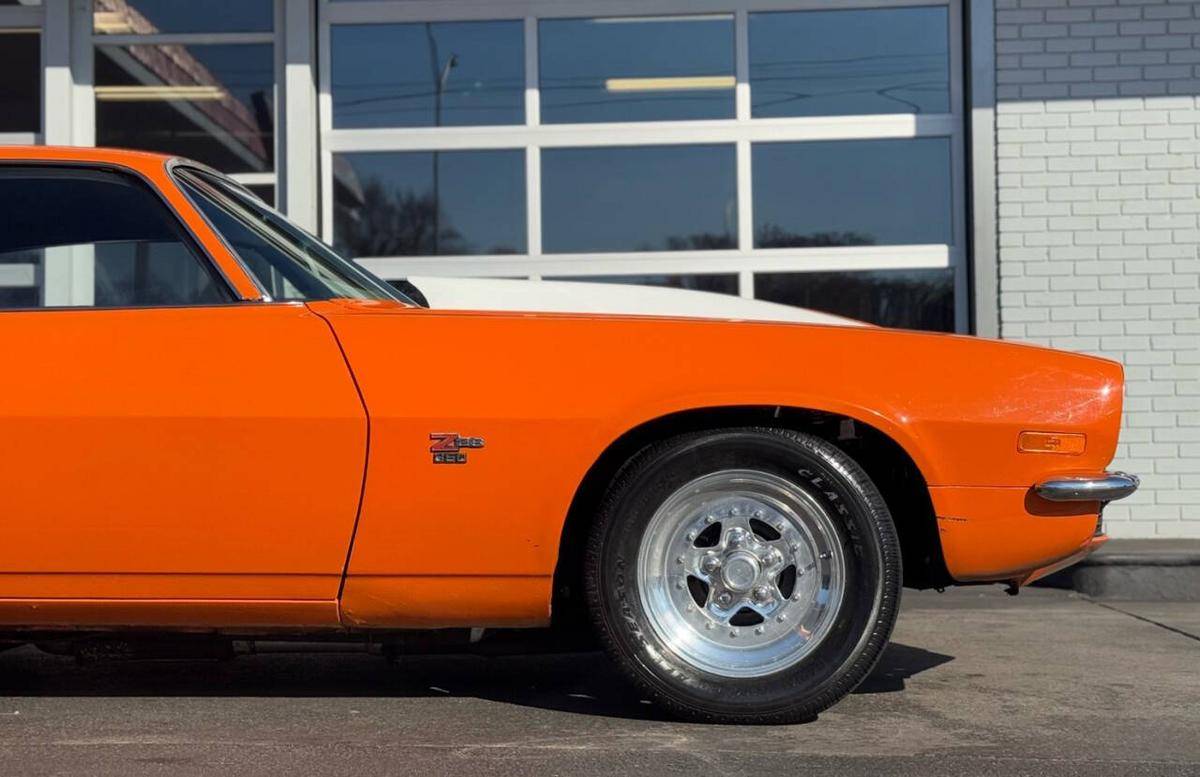 Chevrolet-Camaro-1970-orange-20