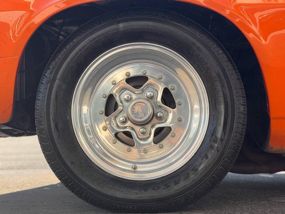 Chevrolet-Camaro-1970-orange-3