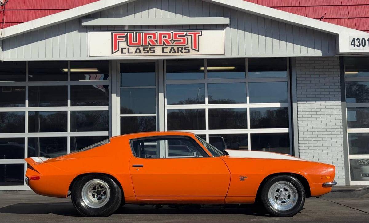 Chevrolet-Camaro-1970-orange-9