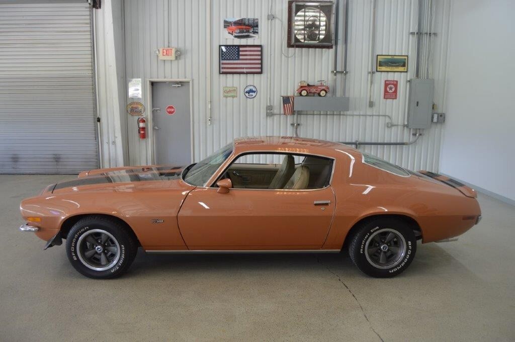 Chevrolet-Camaro-1971-Coupe