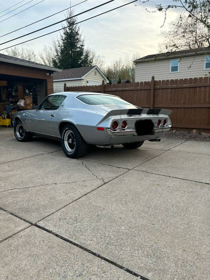 Chevrolet-Camaro-1973-custom-2