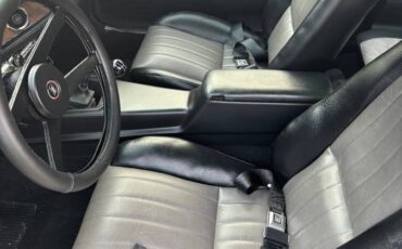 Chevrolet-Camaro-1973-custom-4