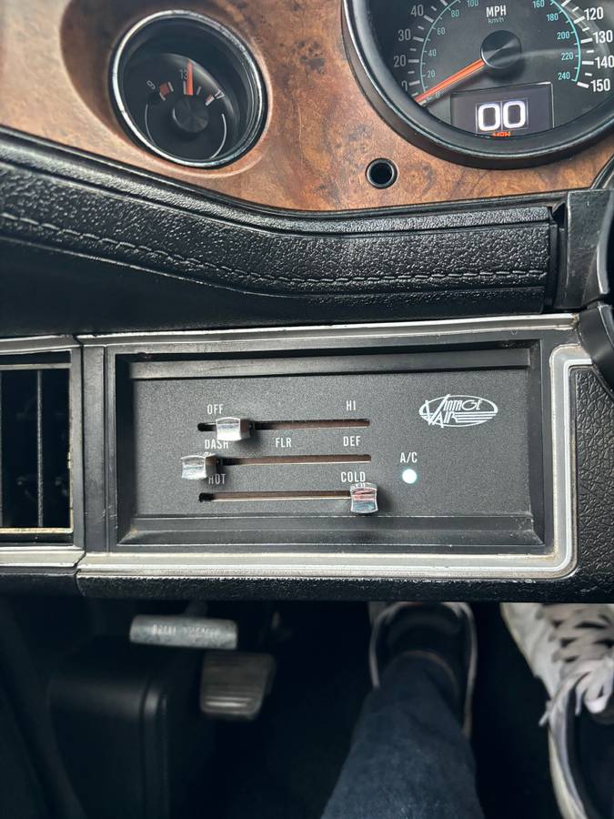Chevrolet-Camaro-1973-custom-5
